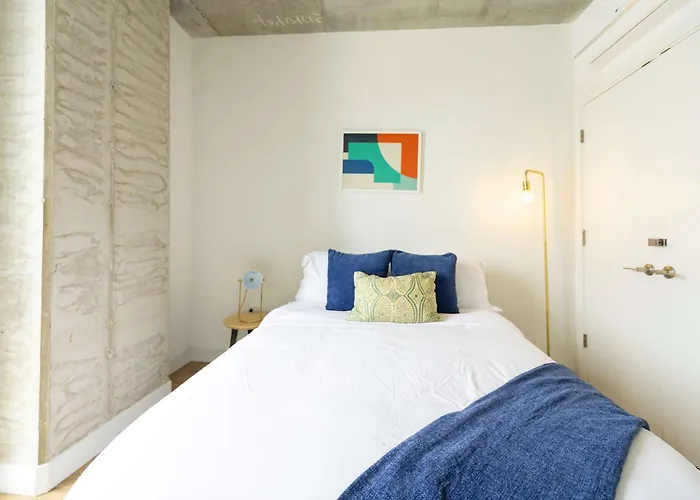 Hébergement de vacances 4br Modern Urban Escape Walk To Zoo Lakefront & Red Line