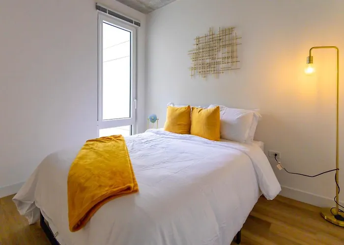 Hébergement de vacances 4br Modern Urban Escape Walk To Zoo Lakefront & Red Line