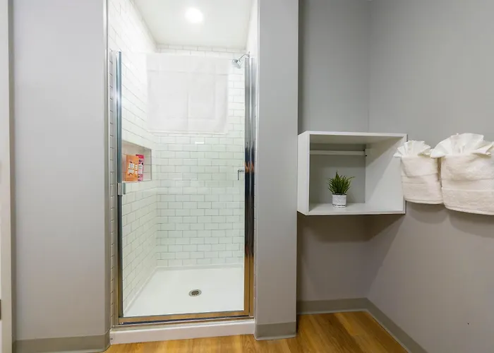 4br Modern Urban Escape Walk To Zoo Lakefront & Red Line Hébergement de vacances *